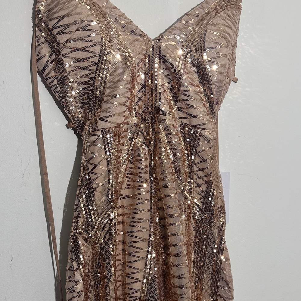 Elegant Sequin Prom Dress in Gold - Picture 2 of 9